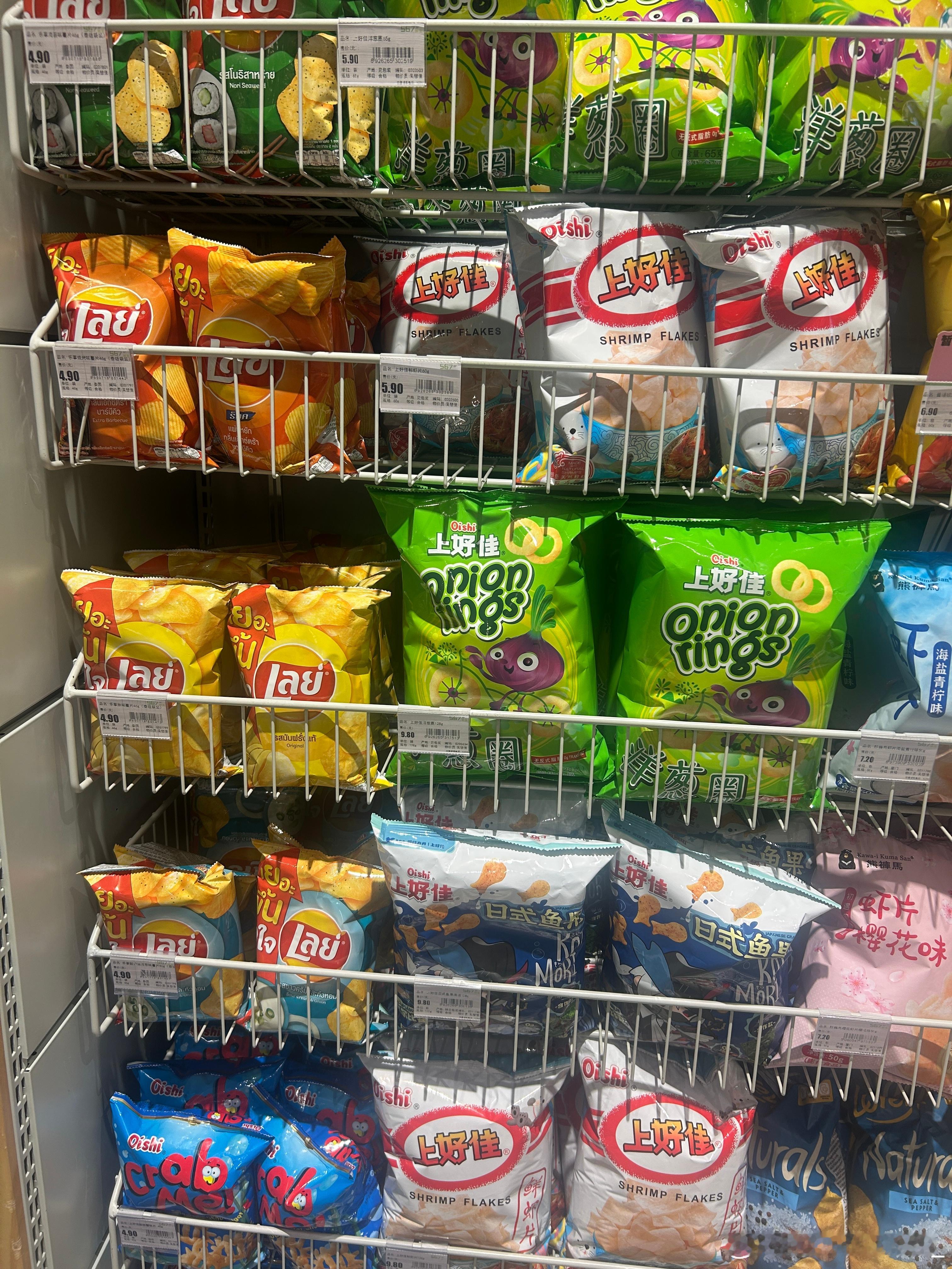 每次逛超市最爱买的就是熟食。婆婆总说别让孩子经常吃这些东西。可是买来都是我和飞哥
