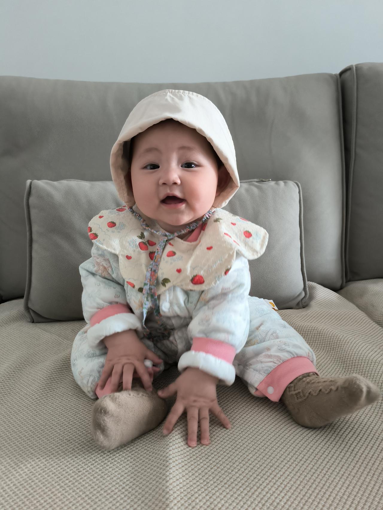 从照片上能判断出这个小孩有多大了吗？