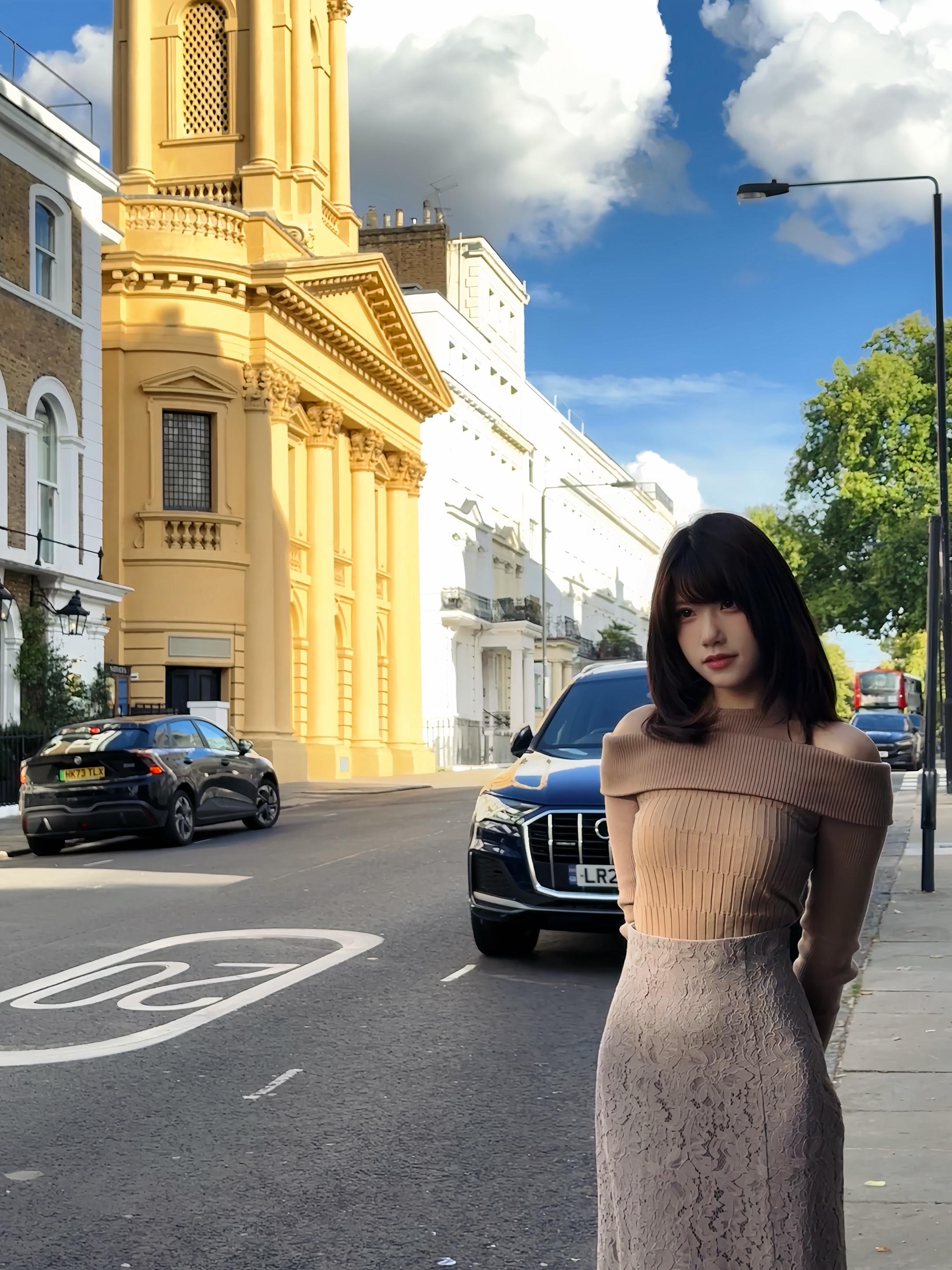 我对这个世界的厌倦感 正来自于 你可以存在于这个世界的任何一个地方 而...