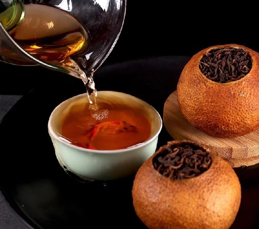 我喜欢喝茶，桔普茶是其中一种很日常喝的茶。它实惠又好喝，一个个独立包装，出门往包
