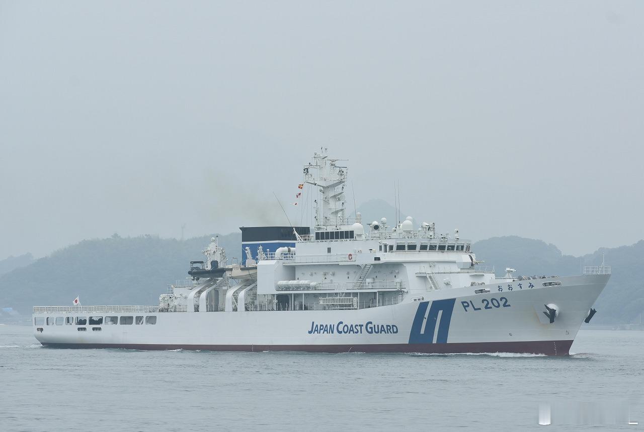 PL-202“大隅”号巡视船前天出现在因岛，不知道是出厂还是进厂。此舰为宫古级二