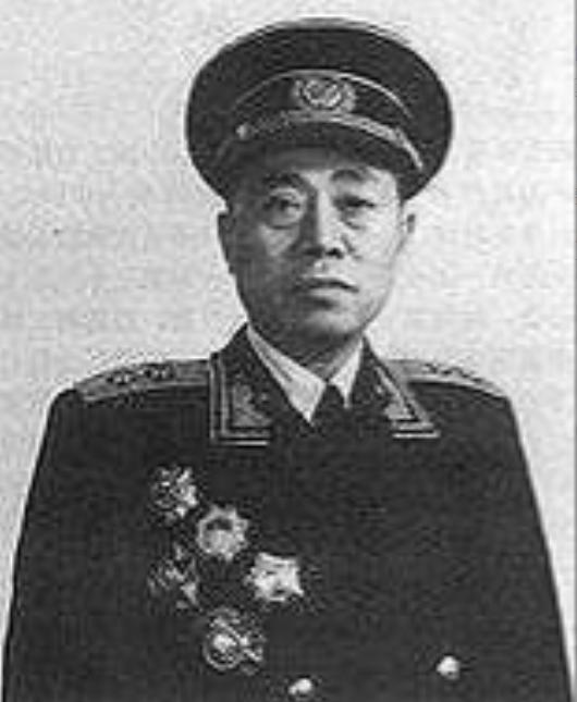 1941年，陶勇得知孙二虎劫了军资，非但不发兵，反而自掏腰包去“求和”，部下骂他