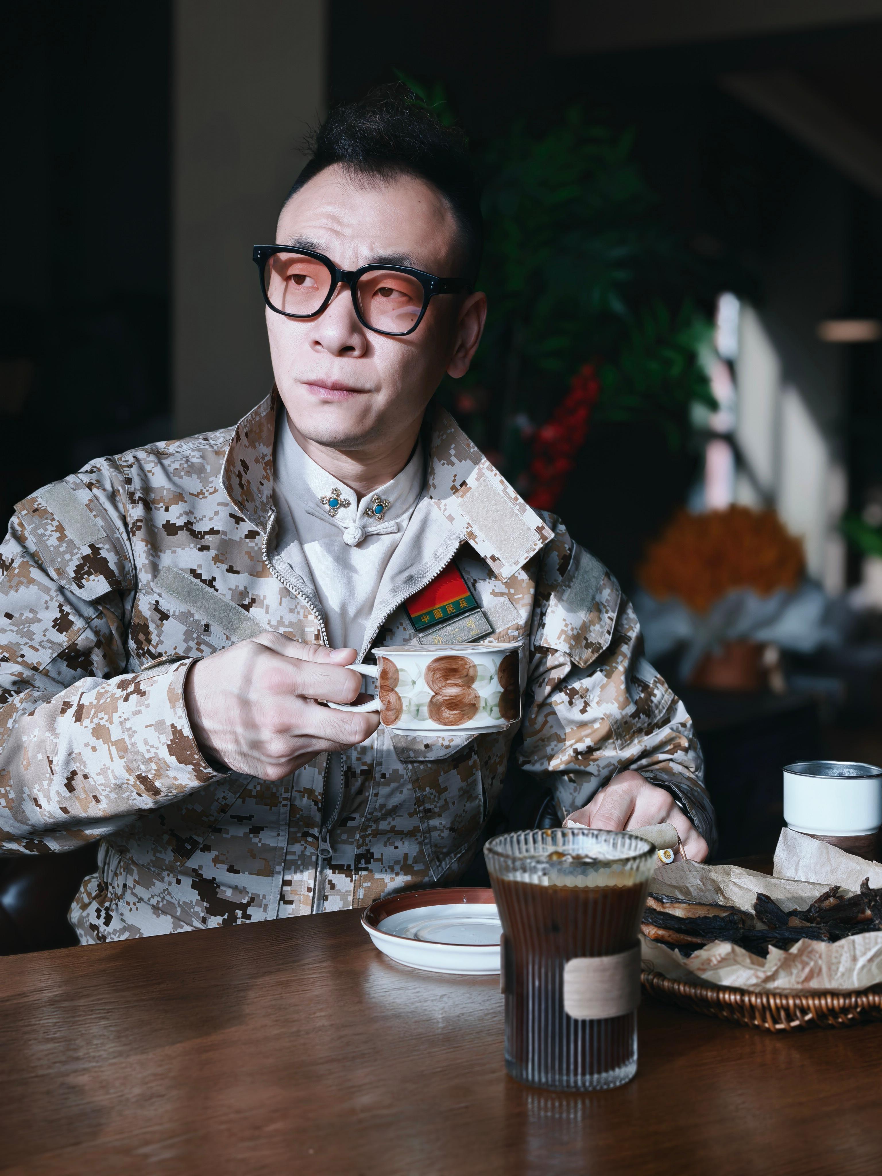 今天在林芝下面的米林市和喝杯咖啡，吹吹牛逼，非常愉悦放松的一天。米林市在林芝西南