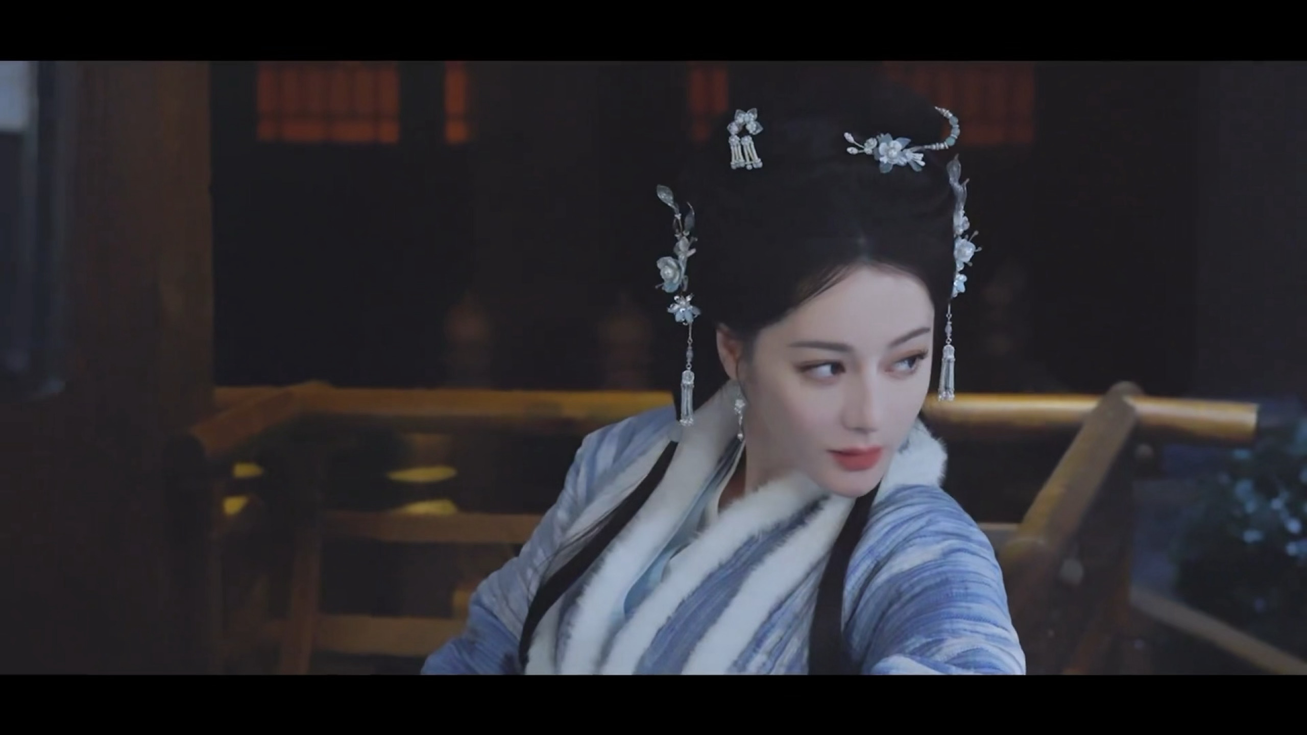 “我是靠讲道理  才当上灵主的吗”“本尊就站在这你来杀便是”“只有我坐着  它才