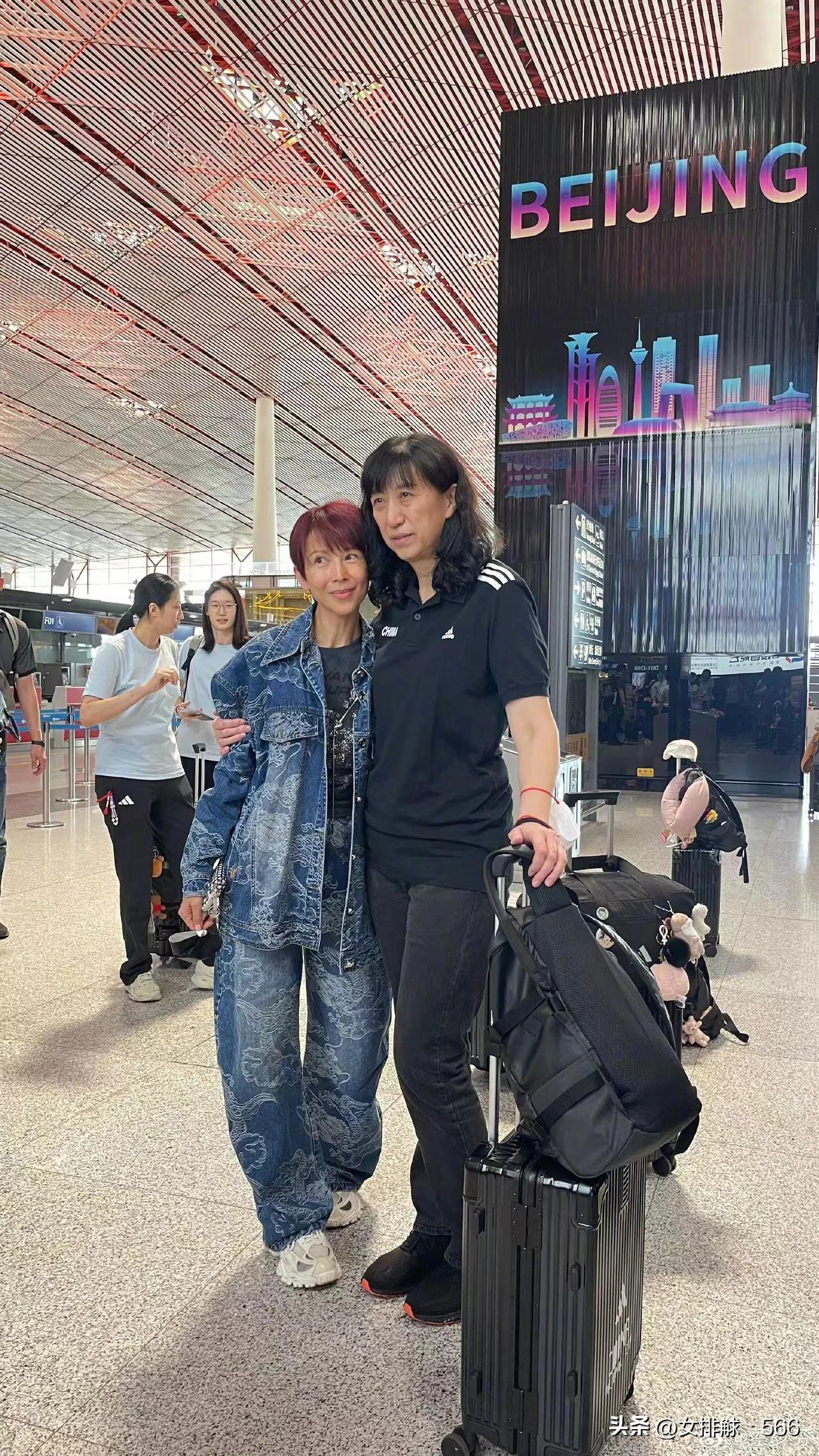 排管中心掌门人亲自督战，巴黎奥运会女排比赛资格势在必得
       2024年