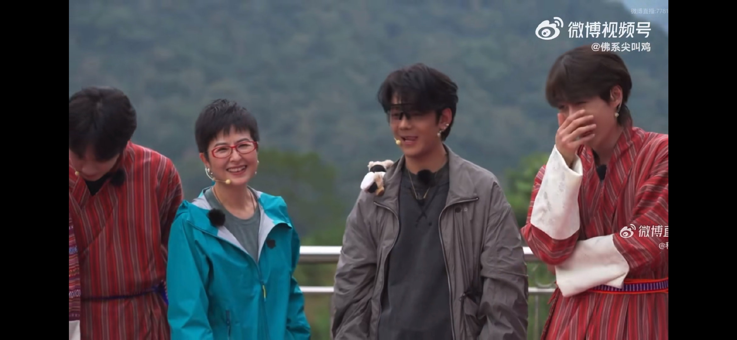 丁真控诉十个勤天种地吧 丁真：我太惨了！十个勤天你们别太好笑！ 