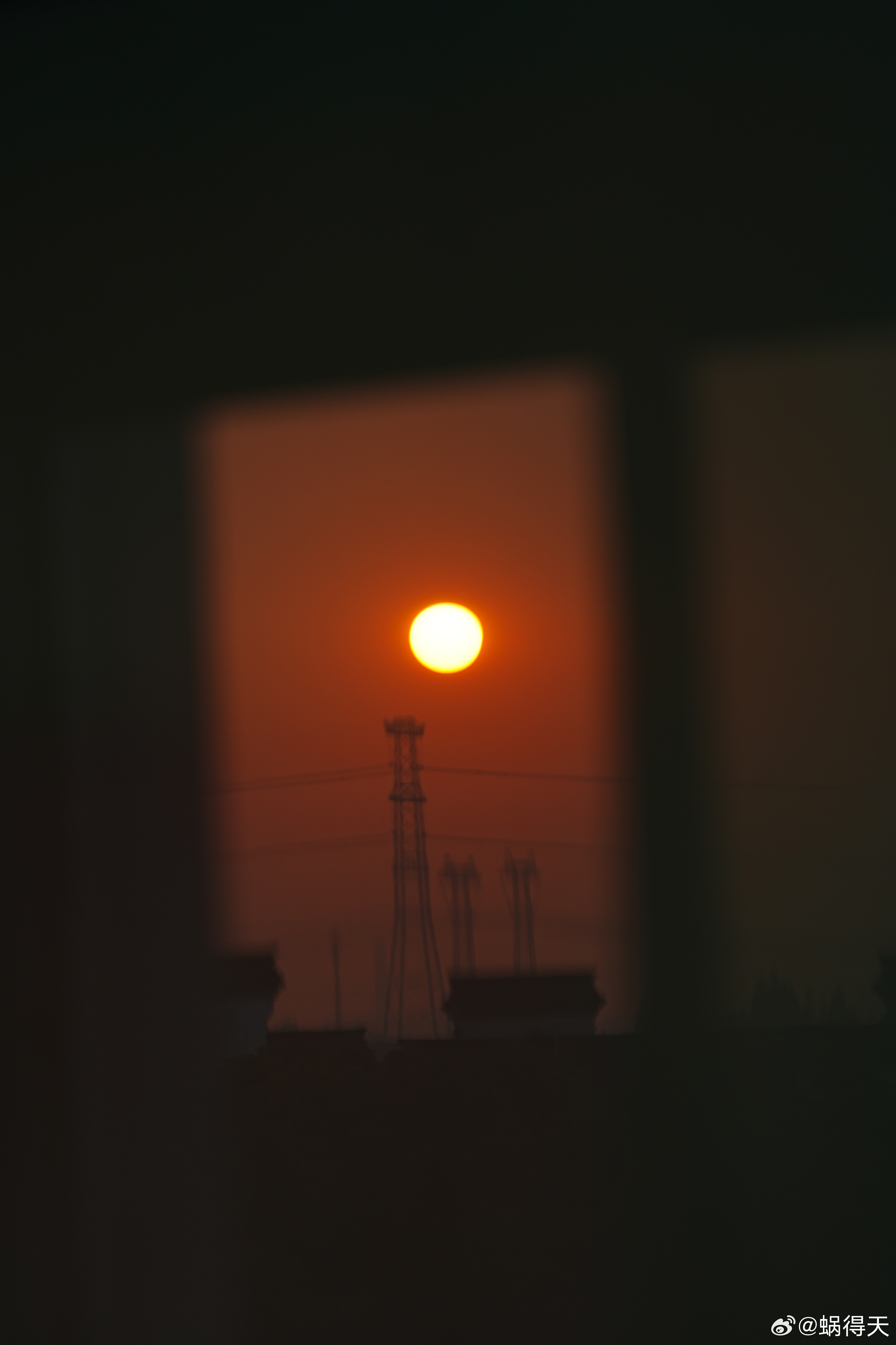 镜中落日，今日最爱。蜗的摄影日记落日 ​​​