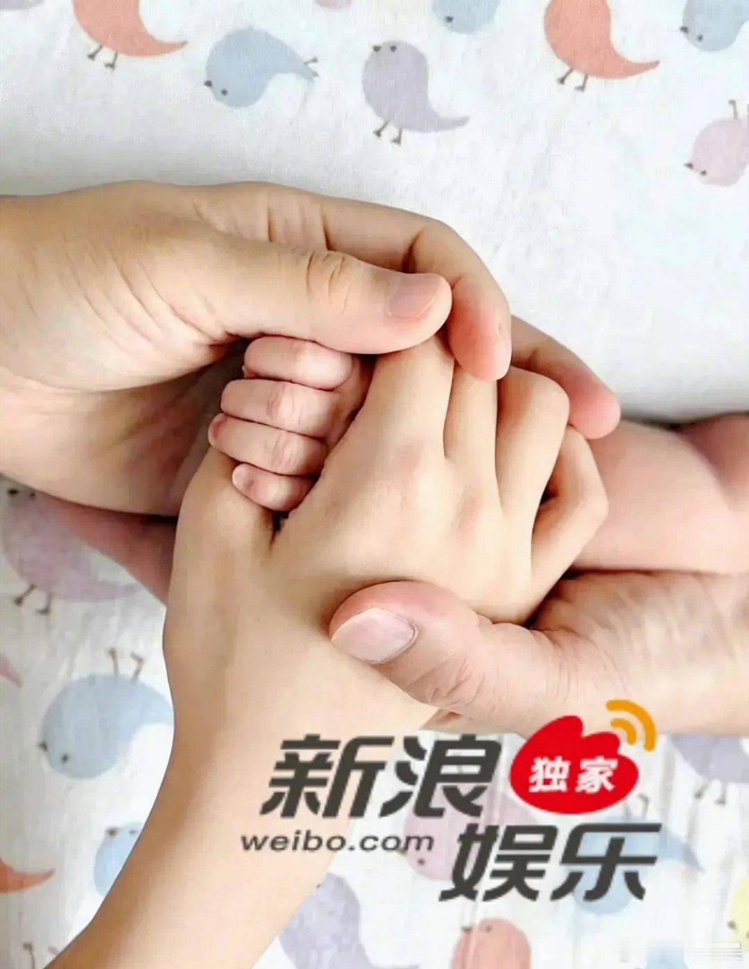 汤唯二胎出生了 