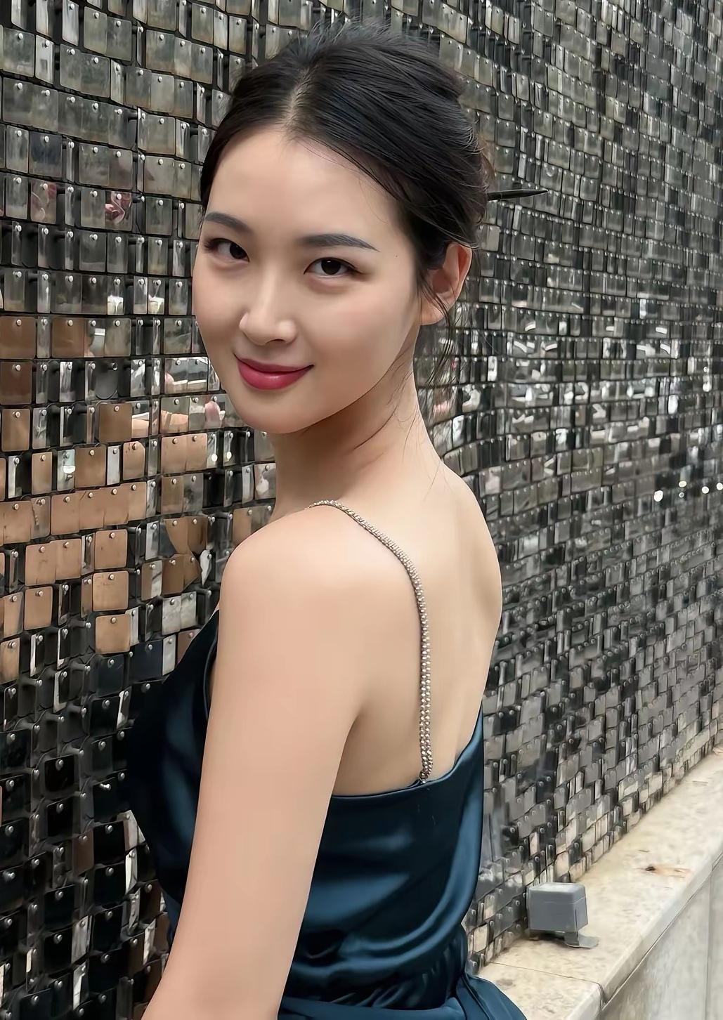 世界上的事情，最忌讳的就是个十全十美，凡事总要稍留欠缺，才能持恒。