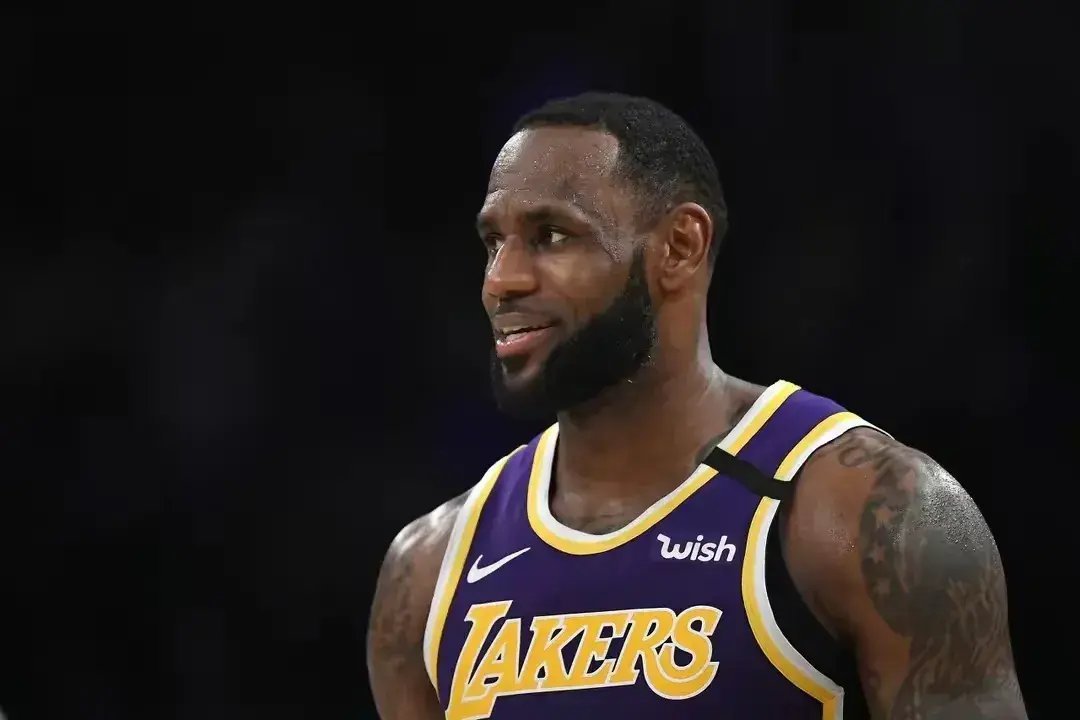 NBA已经被封存的5个记录，不可能有人能破！詹姆斯还在继续更新数据！1.乔丹职业