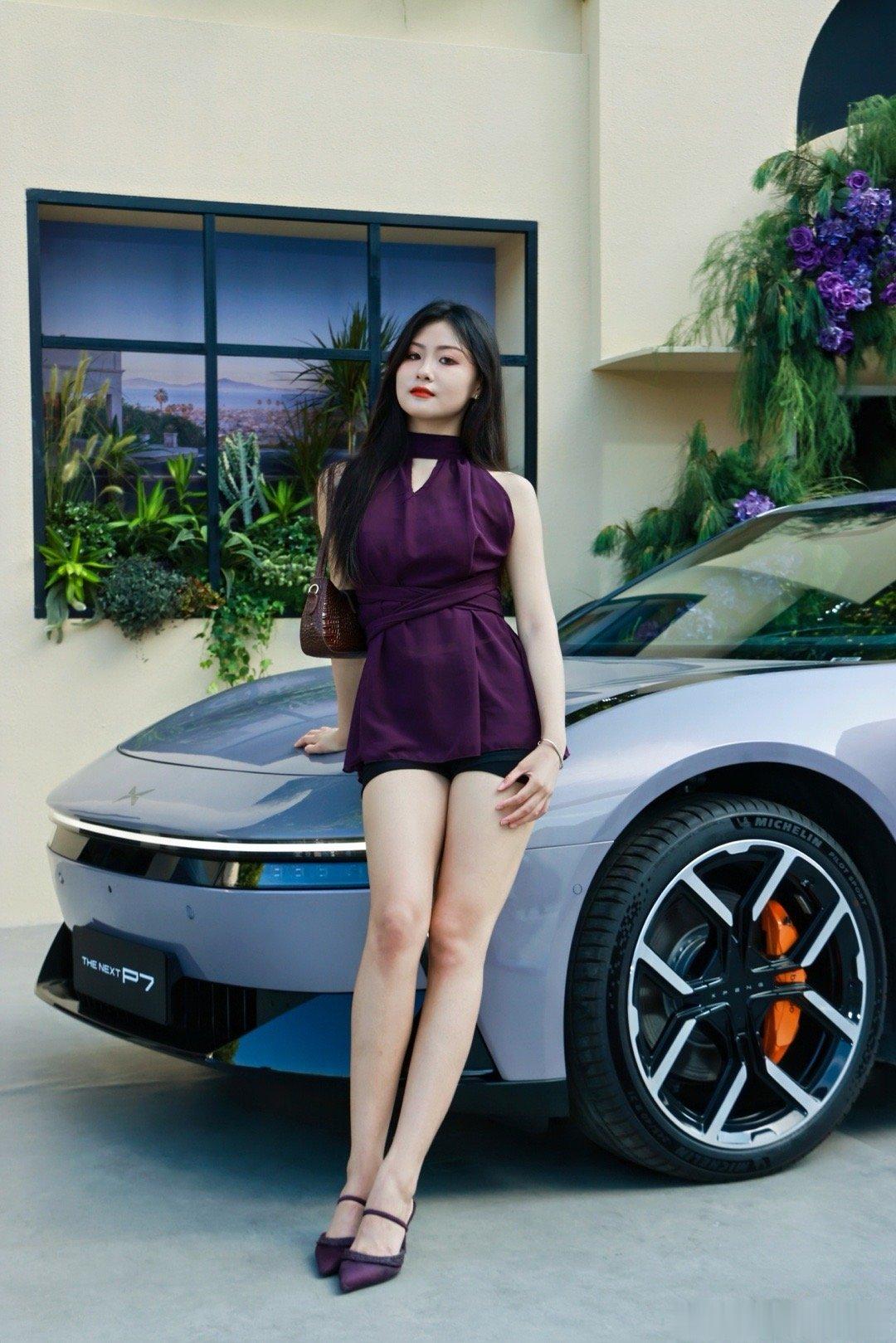 请各位给美女和美车排排序，谁才是Top3小鹏P7时尚出片神器全新小鹏P7中国首秀