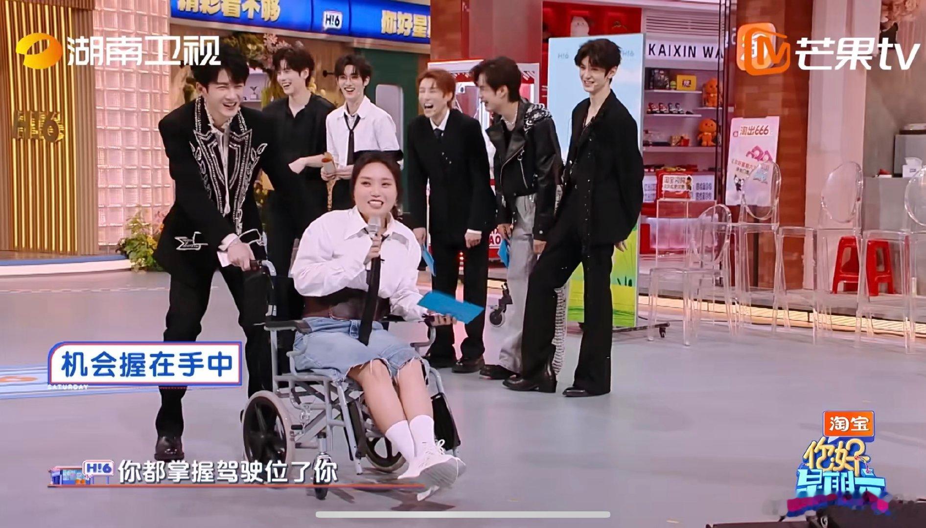 檀健次李雪琴偶像剧秒变悬疑剧谁给檀健次递个反派大佬本子你好星期六 檀健次推李雪琴