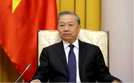 越南砸40亿美元在自己家门口修桥，西方媒体立马高潮非说是“冲着中国去的”！可这桥