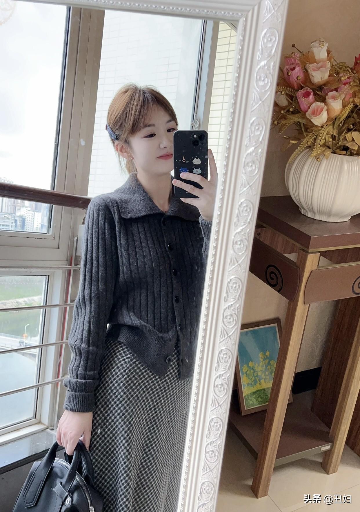 记录我的2026镜中人影，花前自怜。2026加油喽