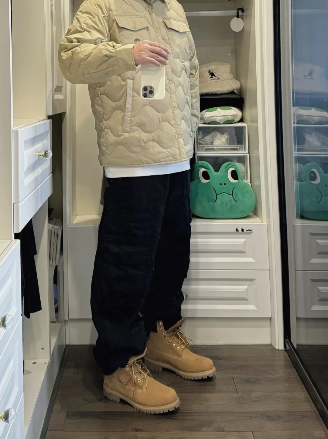 绗缝羽绒｜大黄靴穿搭