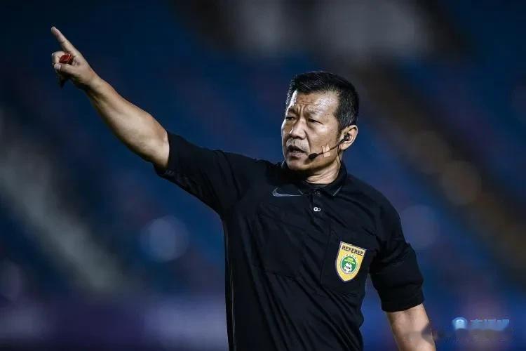理性讨论——中超遇到的七大危机

1，各大俱乐部多少都存在欠薪问题——财务危机
