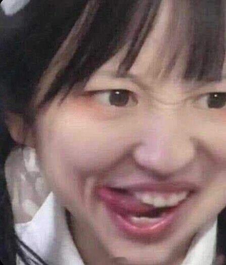 明天三节线上课，晚上两节线下课，还有谁需要加塞吗？让我一次上个够[握手] ​​​