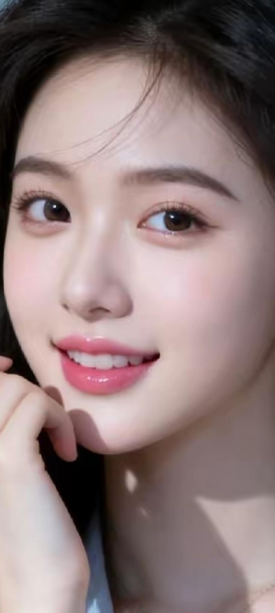 甜美微笑，温柔可人，元气满满的一天！😊✨