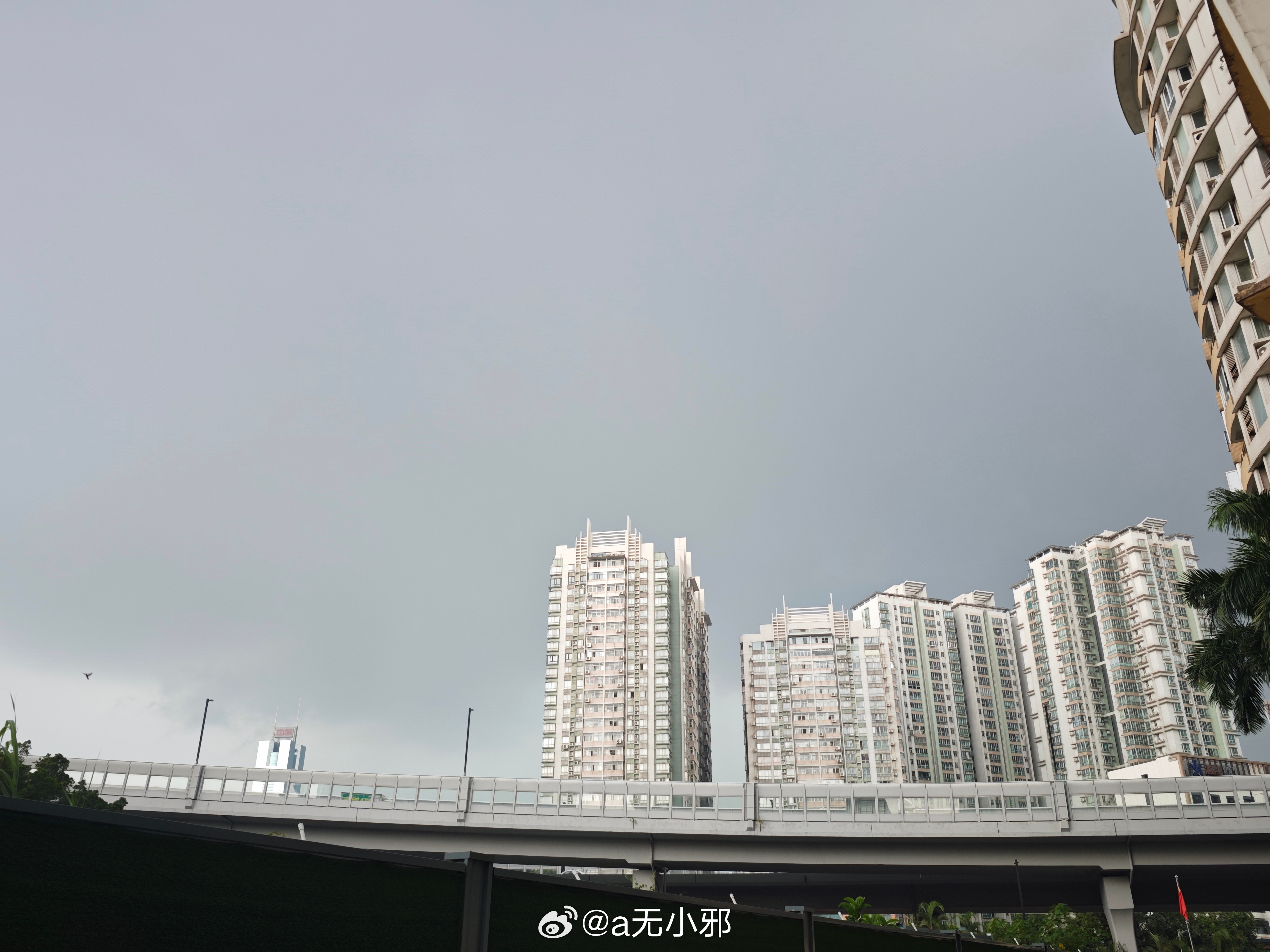 广东的雨说下就下呀～ 