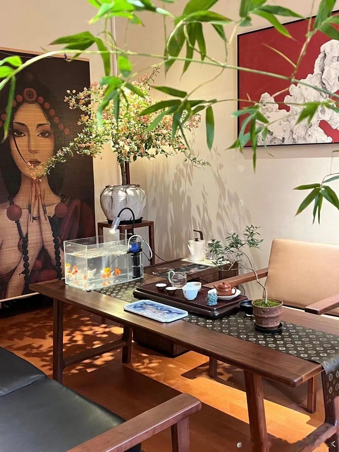 强到十种可怕心境1. 稳稳不动内核：不管别人夸你，骂你，捧你，踩你，你的内心都像