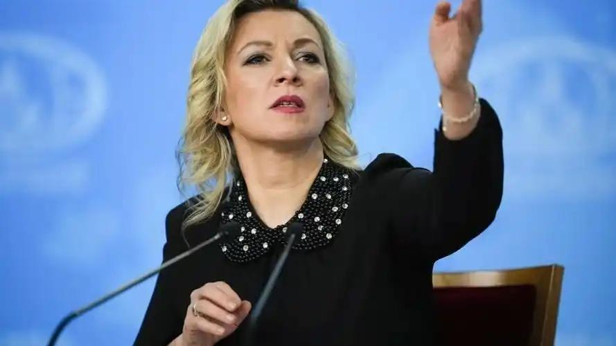 历史警钟为谁而鸣？扎哈罗娃痛斥日本政客涉台谬论
 
反法西斯战争胜利80周年的纪