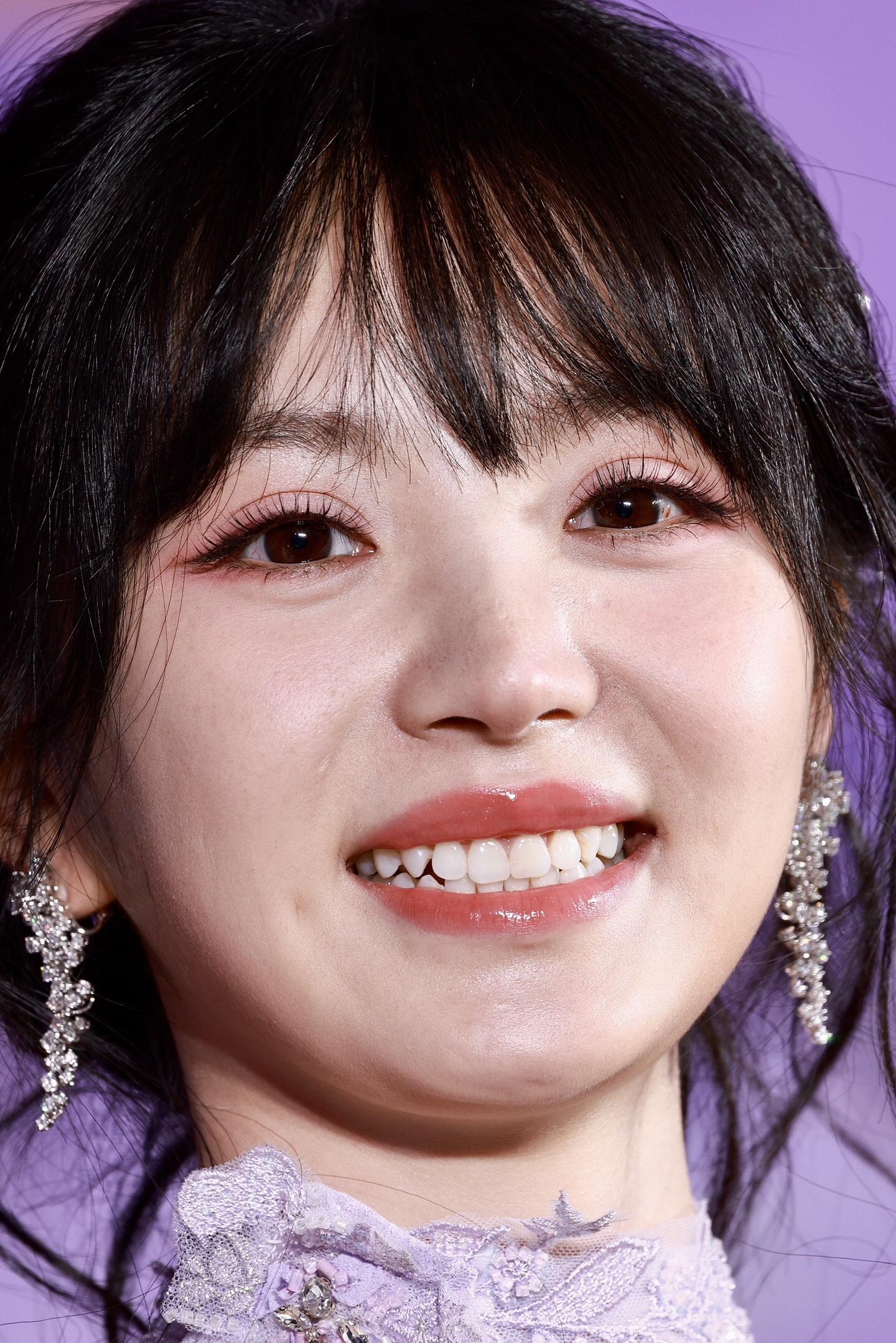 田曦薇。