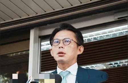 郑朝方感谢司法侦办吴子嘉，徐欣莹阵营呛：台风天忙着搞政治攻防
台湾《美丽岛电子报