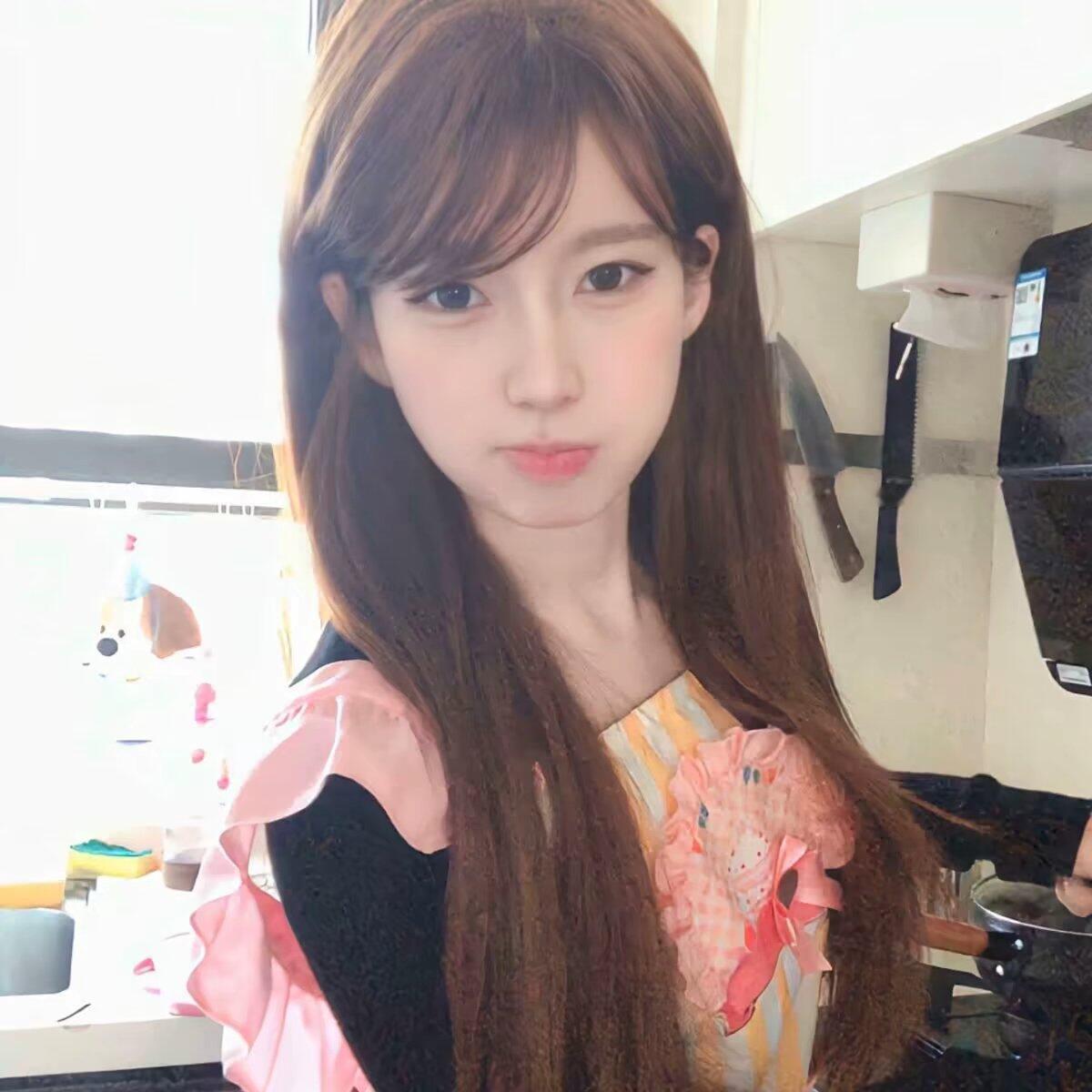 𝑾𝒆𝑪𝒉𝒂𝒕｜质感女头｜ins风头像｜经典款｜耐看型｜无水印 ​​​