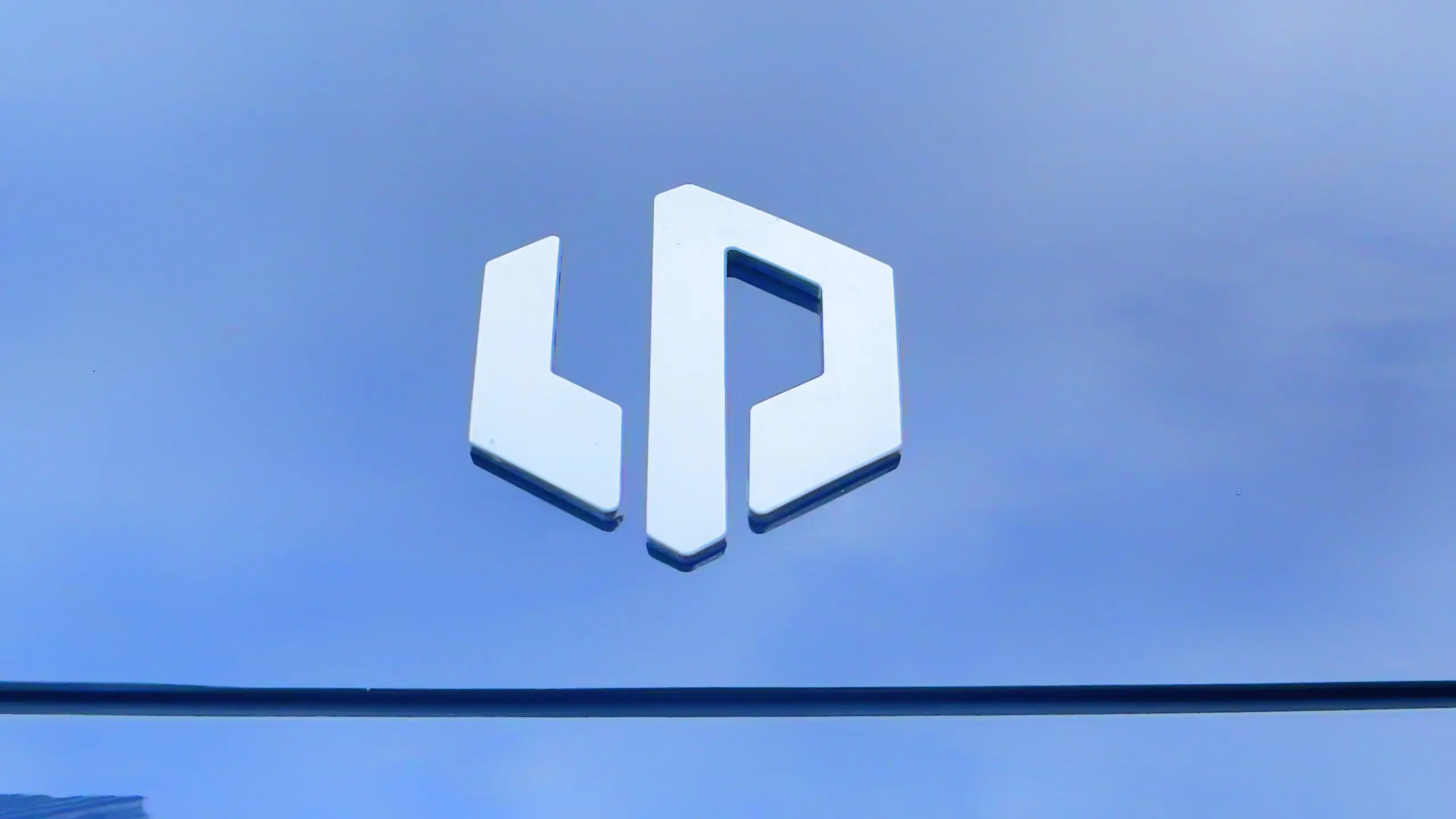 零跑或在2027年推第二品牌根据晚点消息，零跑计划于 2027 年推出第二品牌，