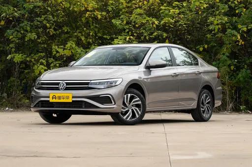 预算差不多都是9万上下，我反而觉得宝来这题特别适合聊一句很多人都纠结的话：买新，