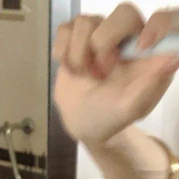 #每日一善[超话]#人生路上，要学会善待，善待他人，可以让人生走得更远；善待自己