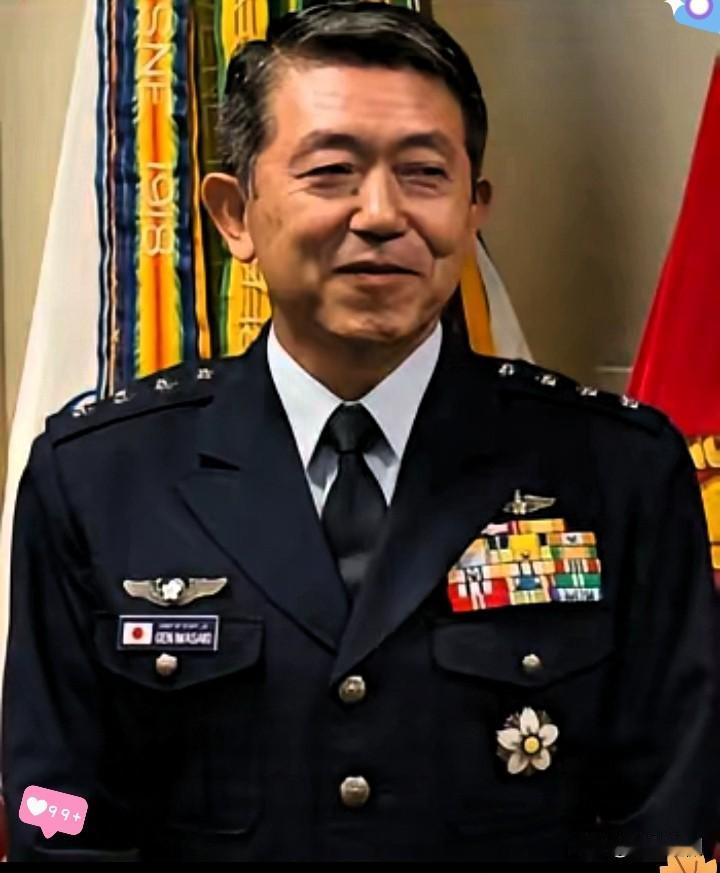 这回是真的打到“七寸”上了！日本前自卫队高官岩崎茂怕是肠子都悔青了，一边勾连“台