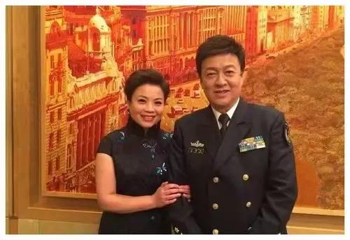 吕继宏
张也
2025年
合影
