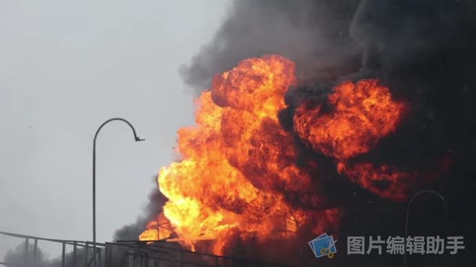 俄沃罗涅日一座油库被击中后起火

乌克兰总参谋部发布消息，10月3-4日夜，乌克