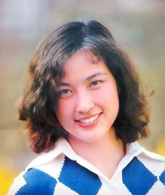 刘晓庆这句话，打了多少“换头怪”的脸？
80年代初拍戏全素颜，《火烧圆明园》这种