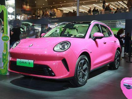 2026女生买车不迷路，记住这几点就够：
1、城市通勤→选小巧
2、新手代步→选