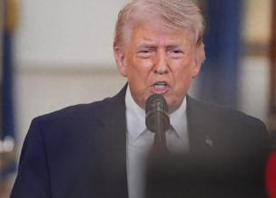 特朗普真的是越来越不要脸了，直接表示自己的行为是为了不让中国占领加拿大，而现在中