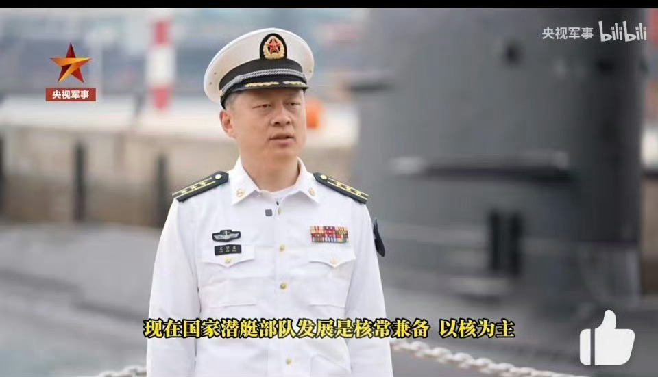 航母也是同样的道理，航母难以大规模下饺子的情况下，4艘常规动力航母是不是太多了