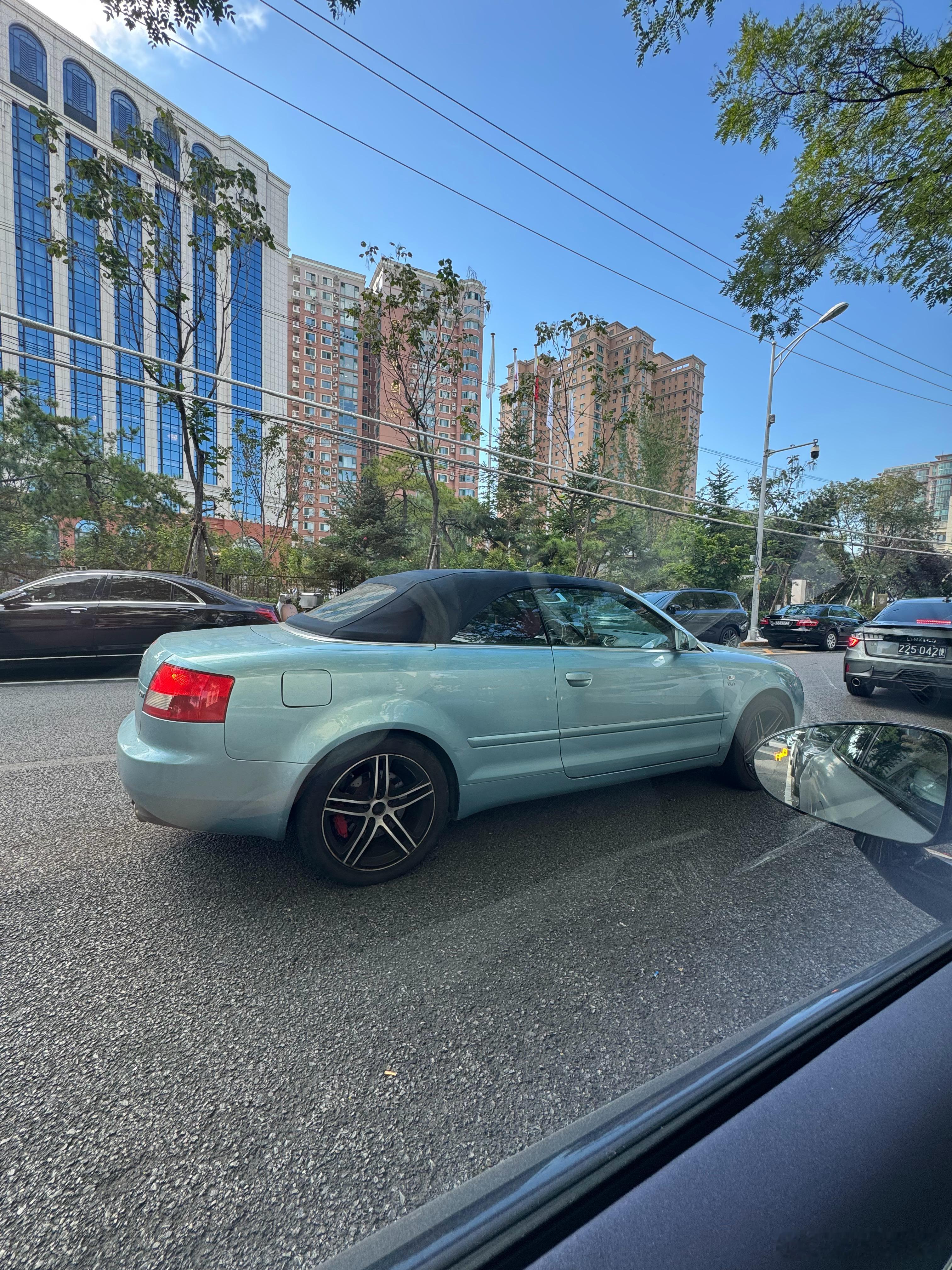 一台老奥迪A4，也10多个年头儿了，稀罕物儿我与汽车的日常 ​​​