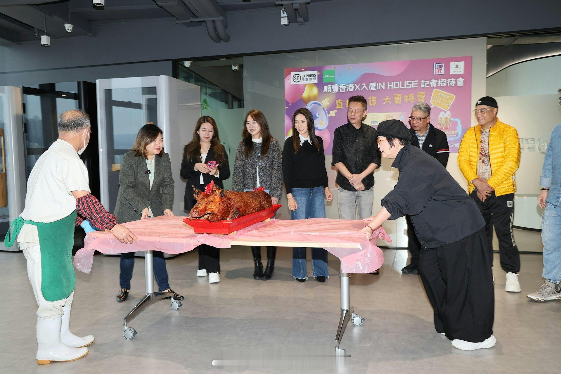 香港01：苑琼丹爆直播辛酸准备定尿片　鲁振顺亲揭离巢TVB真相近期“商界”非常活