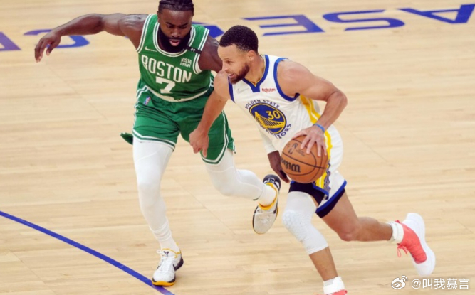 3月19日讯 凯尔特人前锋杰伦·布朗近日在采访，称斯蒂芬-库里是这个联盟最难防的