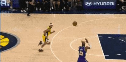 NBA吐槽大会这哥俩，一看是詹姆斯直接不装了，是真想盖他呀。结果名场面诞生！