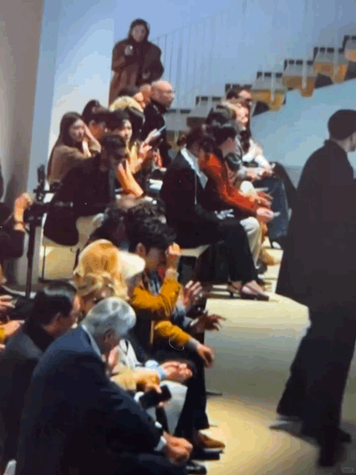 小兔擦汗好萌啊