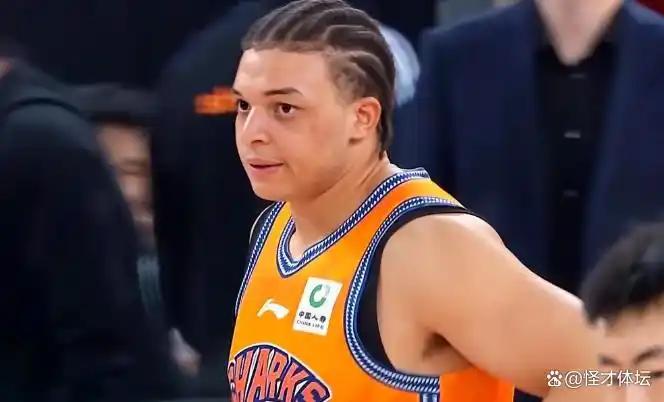 隐患！
洛夫顿全场 0 分，
上海队将帅失和没了？ 

上海男篮 102-92 