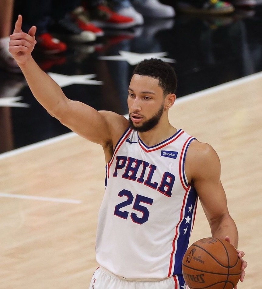 本-西蒙斯计划重返NBA，76人与热火是他意向加盟的潜在球队。“我打算把身体状态