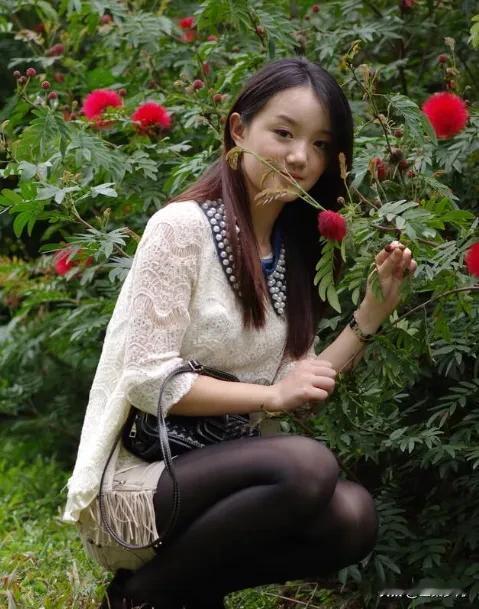 估计再过十年中国可能会出现这些现象：1，人与人之间可能没有什么亲戚观念了，即使表