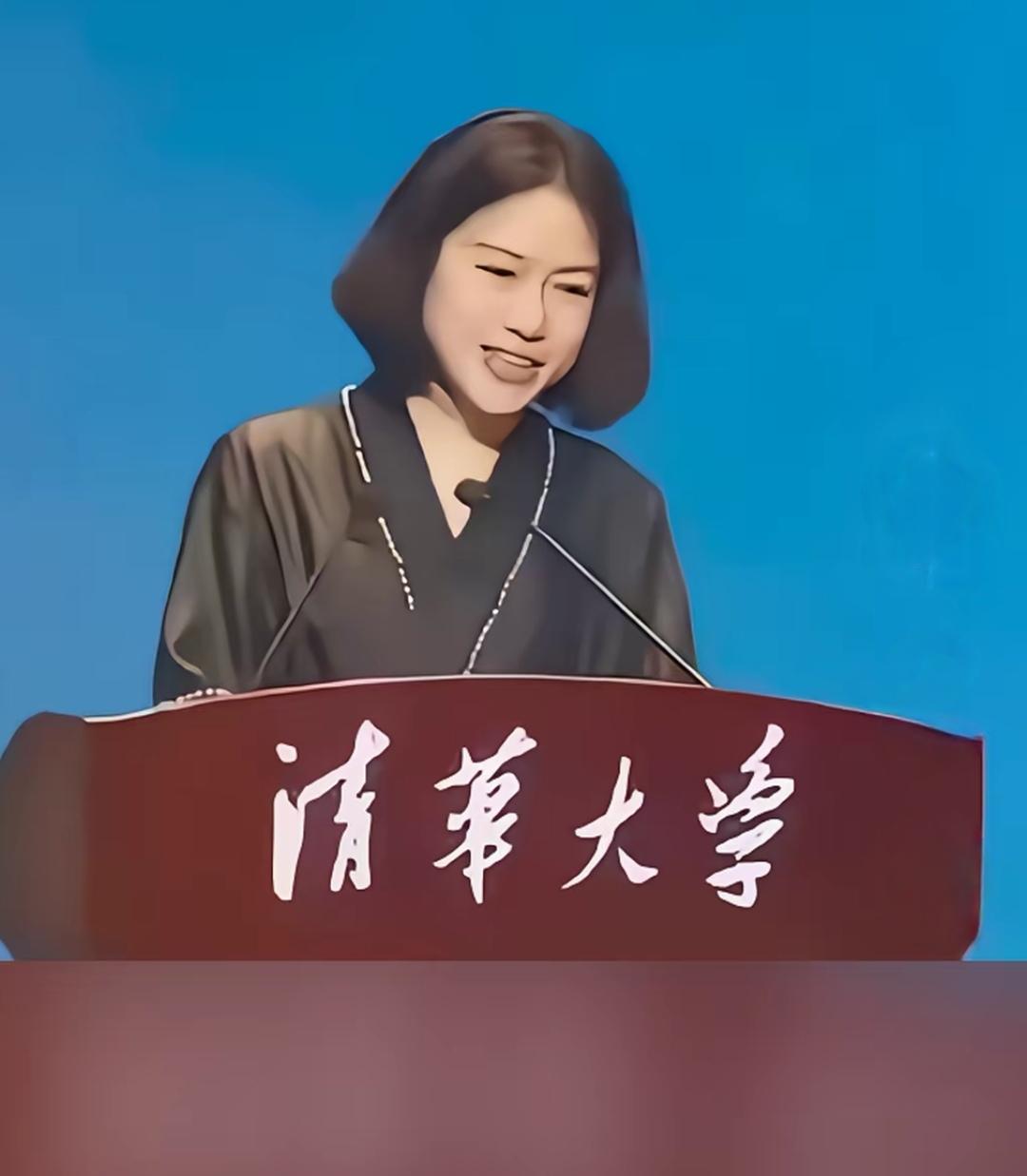 原来翁帆还在国内。翁帆
