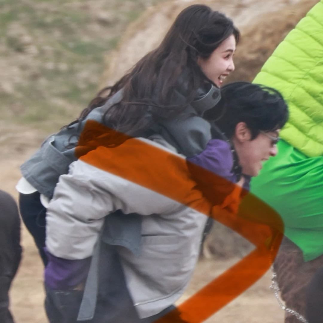 王鹤棣背白鹿跑王鹤棣背白鹿狂奔 王鹤棣背白鹿跑 