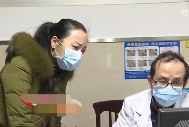 湖南，女子结婚15年，就是不愿跟老公生孩子。谁承想这天，夫妻俩刚签完离婚协议书，