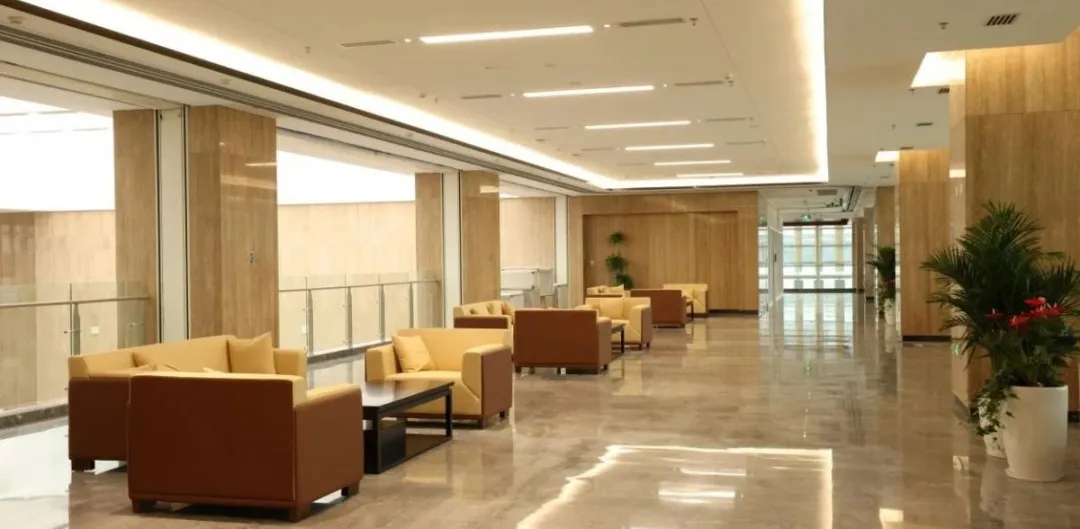 【公立医院为何纷纷设立国际部？】近一年全国超20家公立医院设国际部 超声介入手术